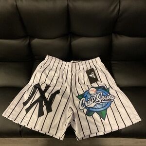 Crisp Series New York Yankees Mesh Shorts Size XL
